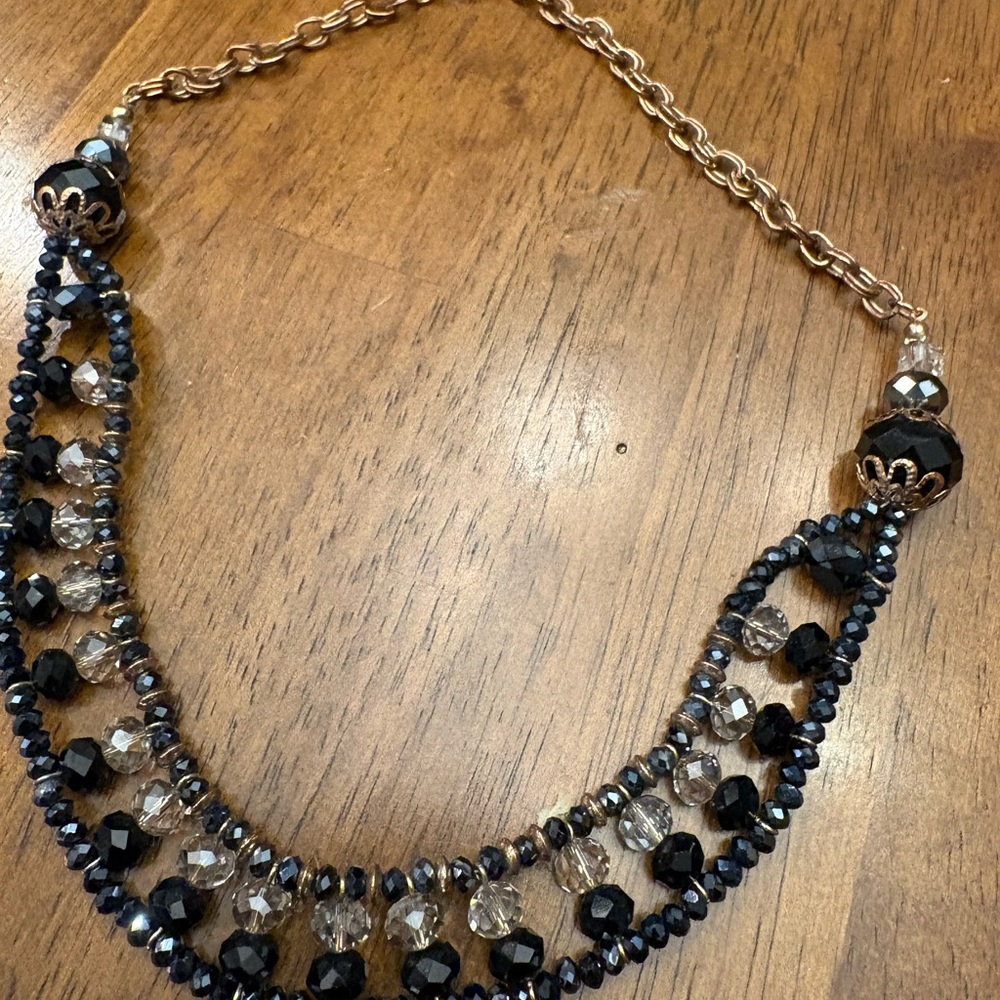 Elegant Black and Gold Beaded Necklace
